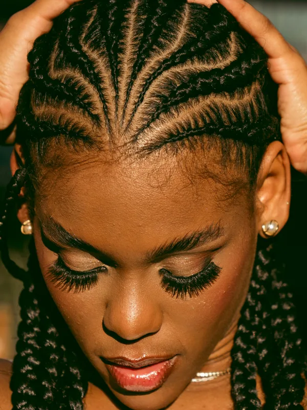 Knotless box braids — DR COIFFURE protective styles Winnipeg Knotless box braids — DR COIFFURE protective styles Winnipeg